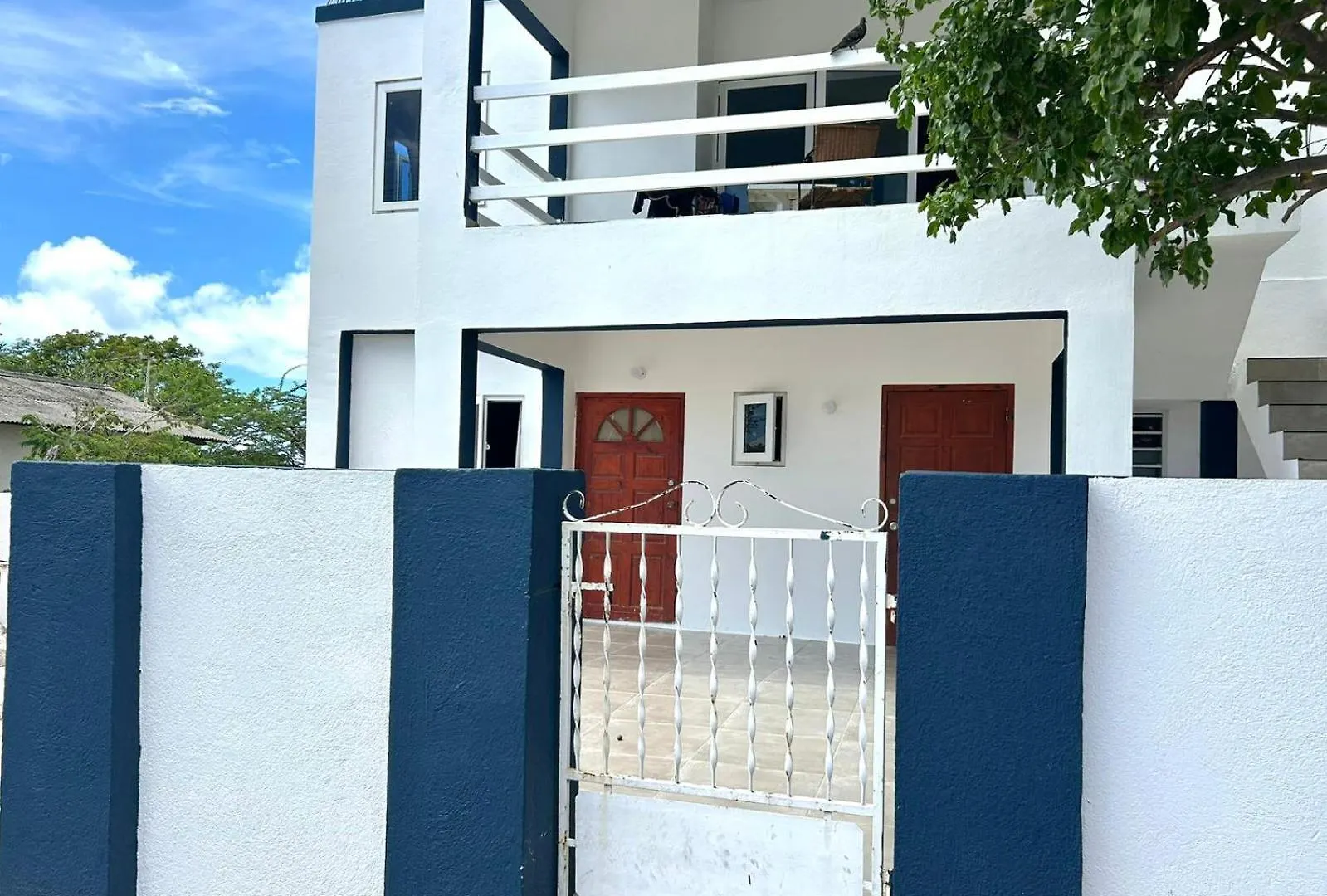 Grebbelinie Apts Apartment Willemstad Curacao
